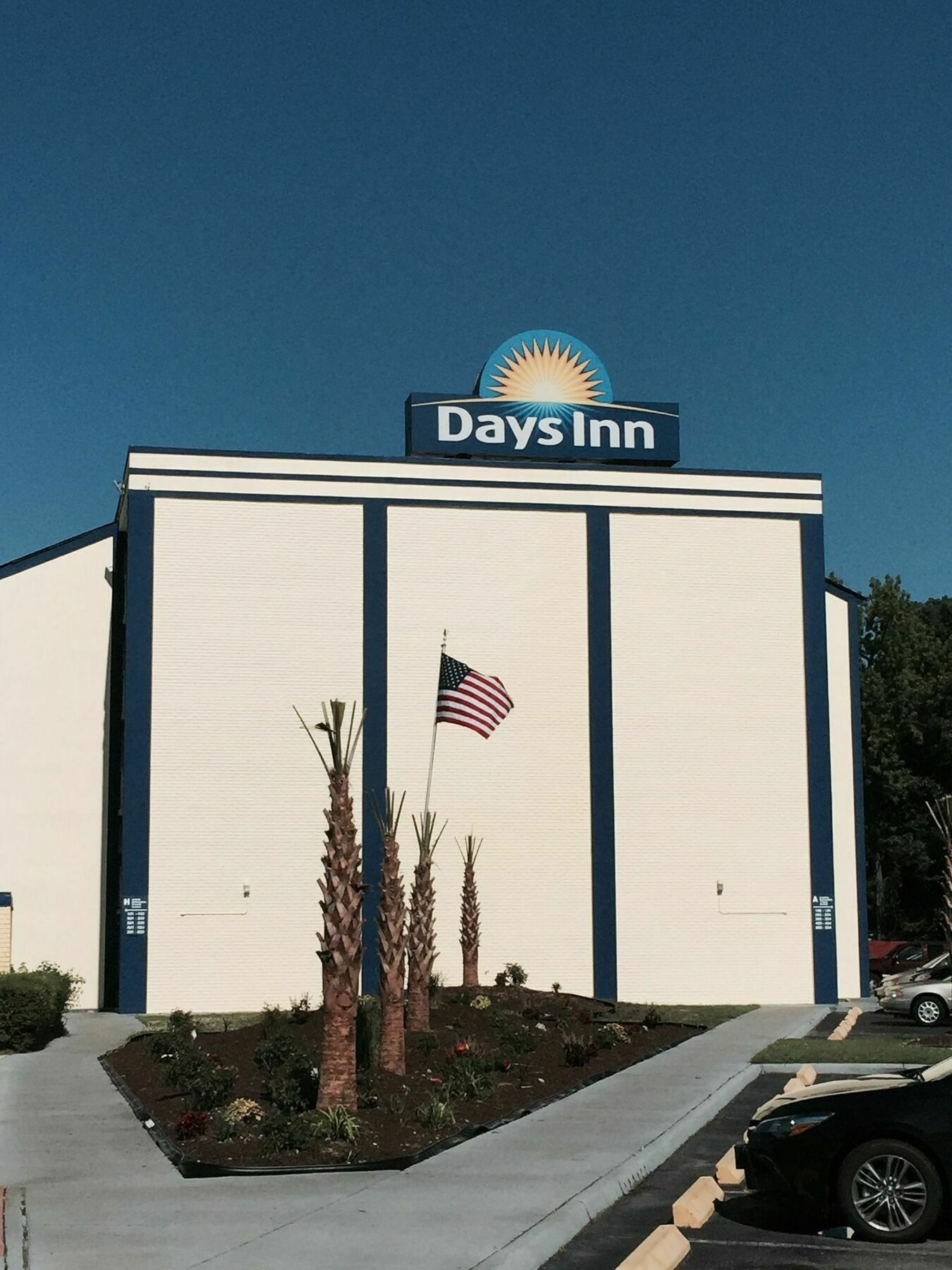 Days Inn By Wyndham Norfolk Military Circle Exteriör bild